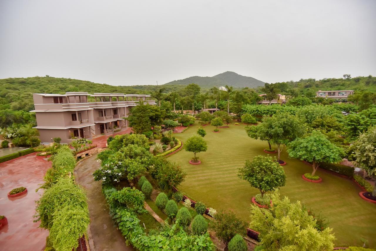 Araliayas Resort & Spa Удайпур Екстер'єр фото